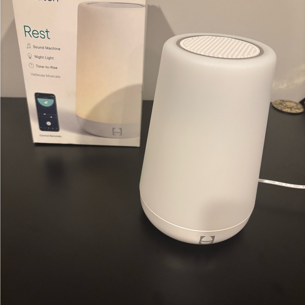 Hatch Rest White Sound Machine and Night Light